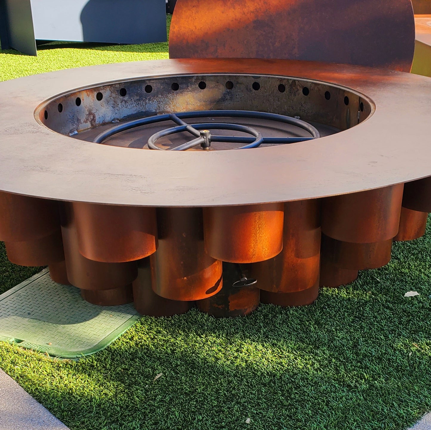 Modern tube Fire pit